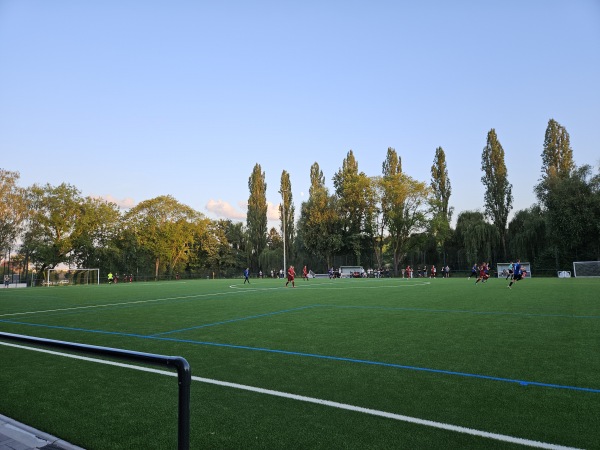 Sportanlage Dorfwiesenweg - Frankfurt/Main-Niederursel