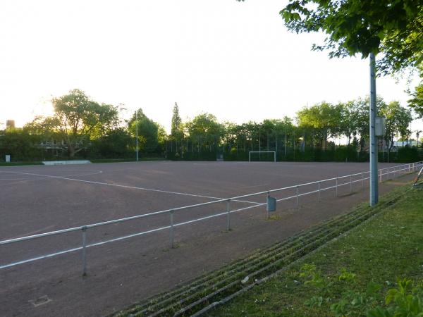 Friedrich-Ludwig-Jahn-Platz 2 - Gelsenkirchen-Heßler