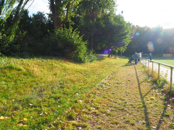 Sportplatz Westhusener Straße - Dortmund-Rahm