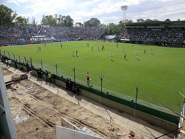 Estadio Juan Carmelo Zerillo - La Plata, BA