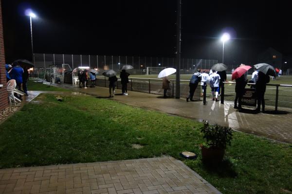 Bezirkssportanlage Tiefenbroich Platz 2 - Ratingen-Tiefenbroich