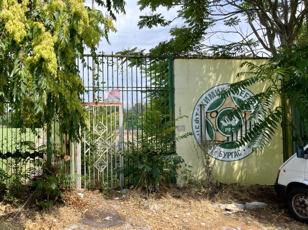 Stadion Lazur pomoshtno igrishte - Burgas
