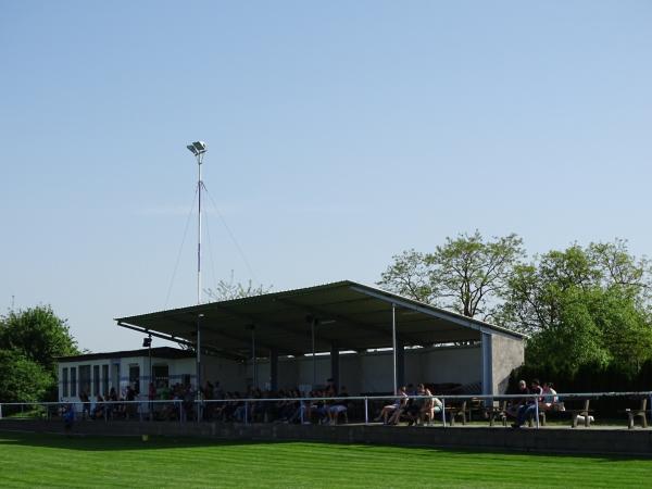 Sportplatz Engelhartstetten - Engelhartstetten