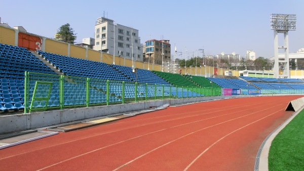 Hyochang Stadium - Seoul