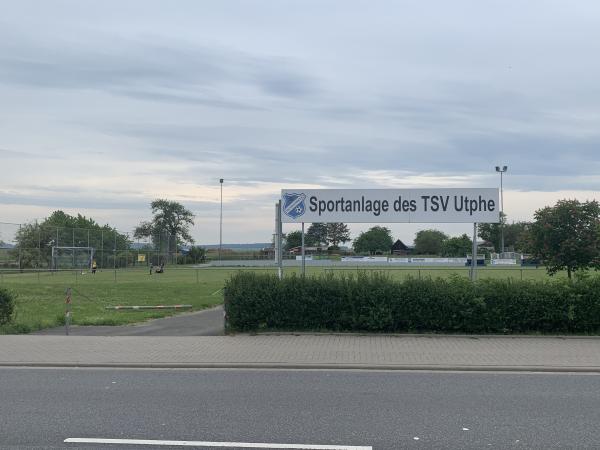 Sportplatz an der Volkshalle - Hungen-Utphe