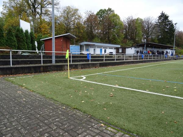 Sportplatz Sachsenkreuz - Schiffweiler-Heiligenwald