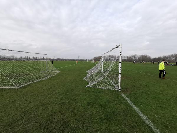 Hackney Marshes pitch S13 - Hackney Wick, Greater London