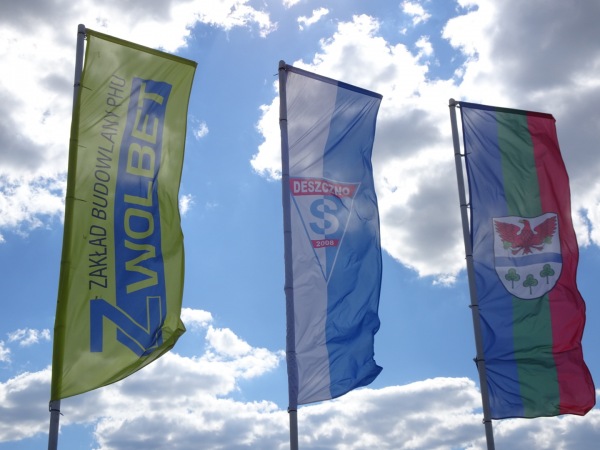 Boisko w Deszczno - Deszczno