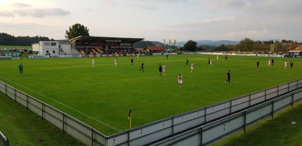 Manfred-Zollner-Stadion - Cham-Vilzing