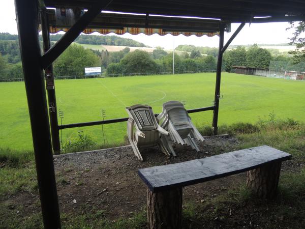 Sportplatz am Lindig - Weinbach-Elkerhausen