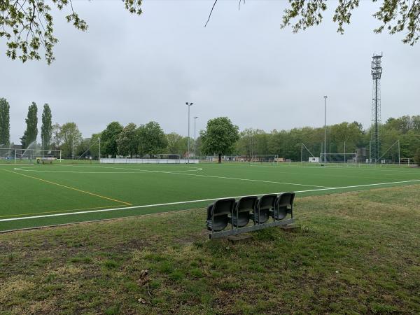 Friedrich-Ludwig-Jahn-Sportplatz 3 - Schöneiche bei Berlin