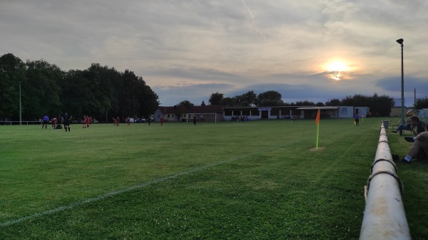 Sportplatz am Gewerbegebiet - Urbach/Thüringen