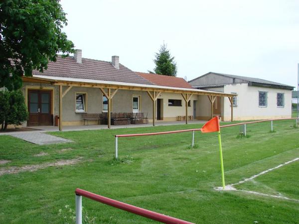 Sportplatz am Klostergut - Mönchpfiffel-Nikolausrieth