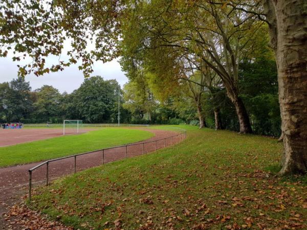 Sportplatz am Volkshaus / Stratmanns Hof - Herne-Röhlinghausen