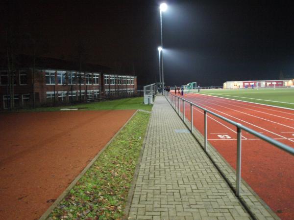 Sportplatz an der Hauptschule - Holzwickede