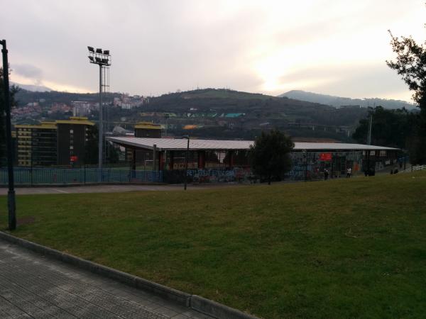 Campo de Fútbol de Etxezuri - Bilbao (Bilbo), PV