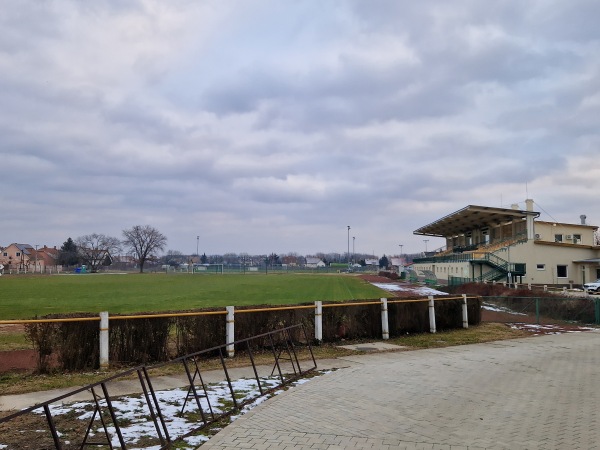Erdei Ferenc téri sporttelep - Makó
