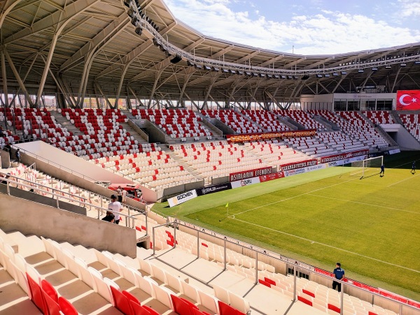 Yeni Karaman Stadyumu - Karaman