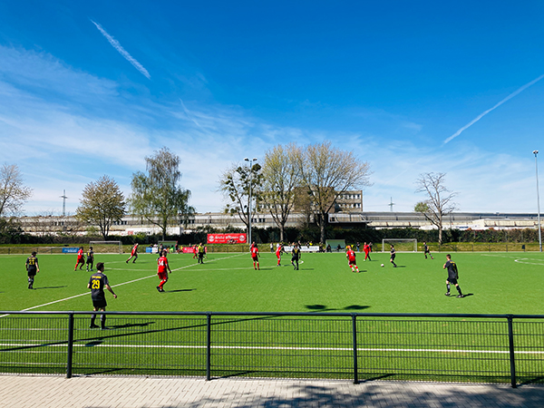 Sportplatz Weg R - Köln-Zollstock