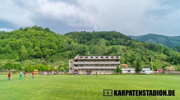 Stadionul Minerul - Uricani