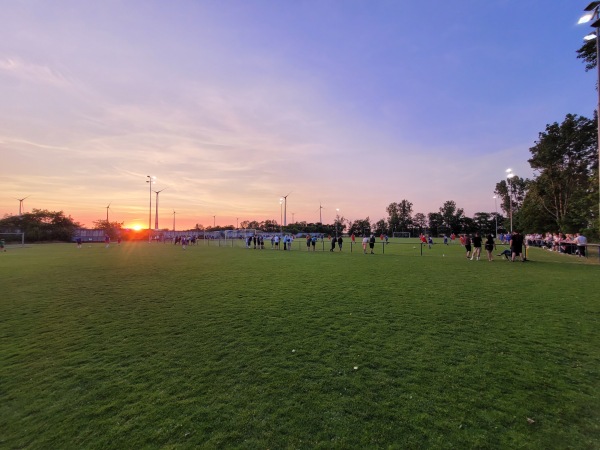 Traktor Arena am Windpark - Mühlenfließ-Schlalach