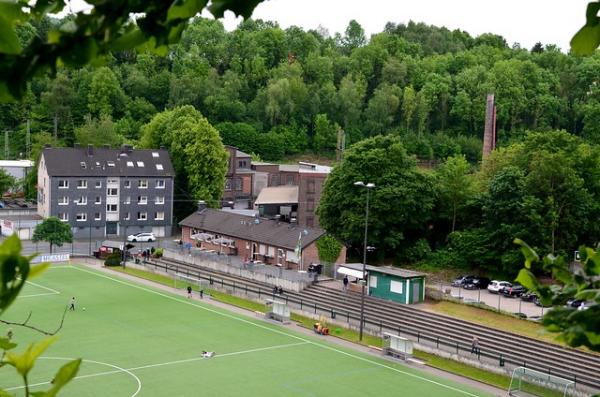 Blick von der Kleingartenanlage auf dem ehemaligen Steinbruchsgelände