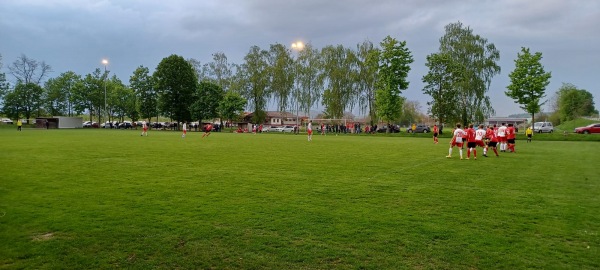 Stadion Hinter der Mühle Nebenplatz - Vogtsburg/Kaiserstuhl-Niederrottweil