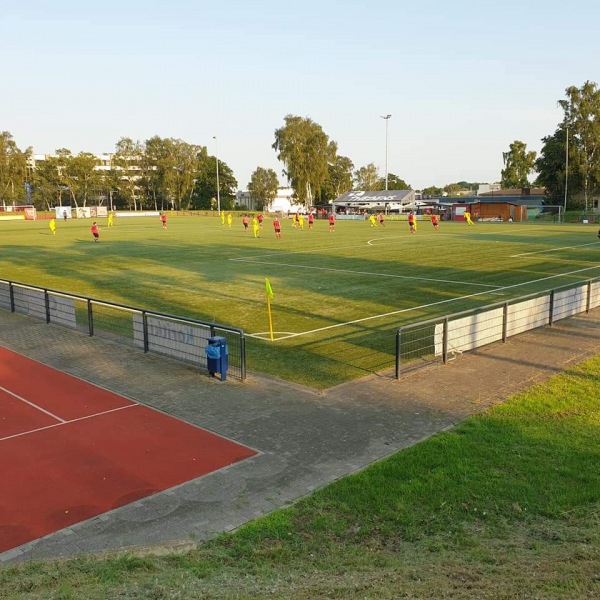 Reinhart von Hymmen-Sportanlage - Erkrath-Unterfeldhaus