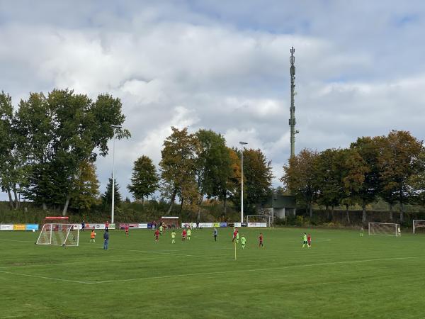 Sportplatz Wase - Lohn