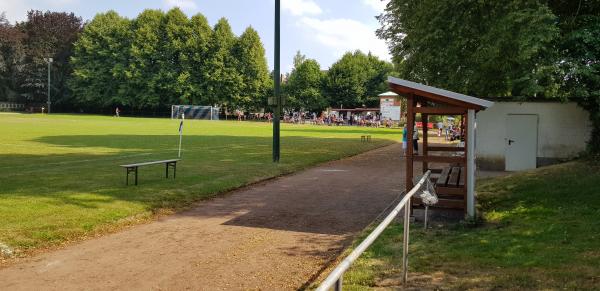 Sportplatz Eimbeckhausen - Bad Münder/Deister-Eimbeckhausen