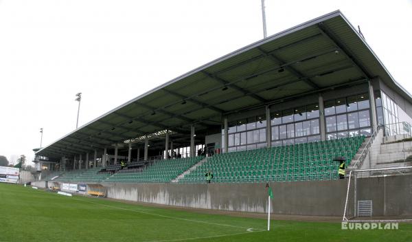 Häcker Wiehenstadion - Rödinghausen-Schwenningdorf