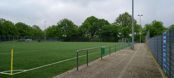 Edmund-Plambeck-Stadion Nebenplatz 2 - Norderstedt-Garstedt