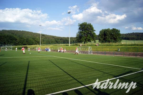 Sportplatz am Freibad - Hartmannsdorf bei Kirchberg