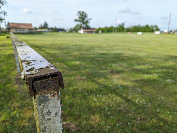 Sportplatz Rotdornstraße - Fehrbellin-Karwesee