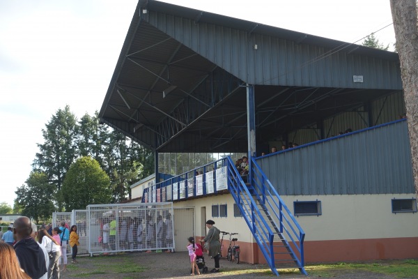 Stade Municipal de Saint-Loup-sur-Semouse - Saint-Loup-sur-Semouse