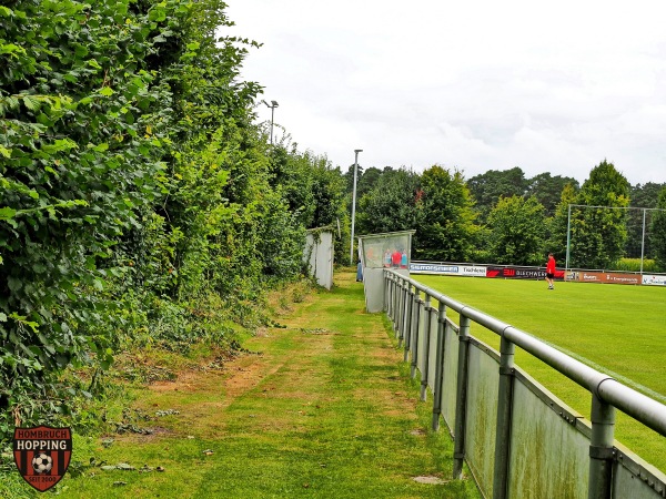 Sportplatz an der Schützenhalle - Schloß Holte-Stukenbrock-Liemke