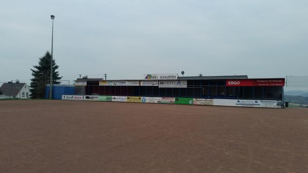 Sportplatz Breslauer Straße - Waldbröl-Hermesdorf