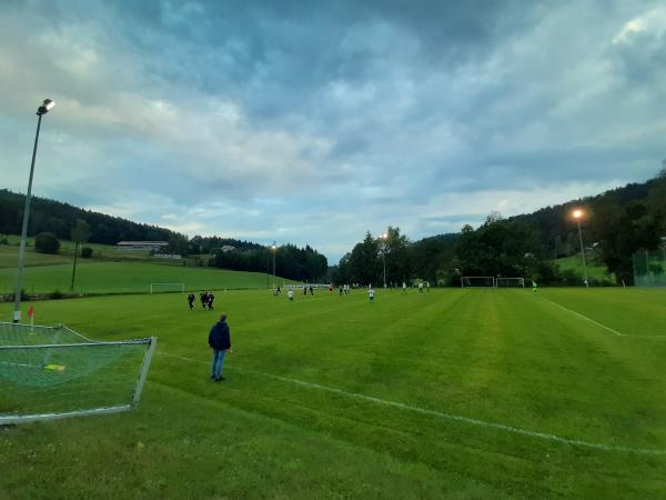 Sportanlage in den Waldhäusern - Helfenberg