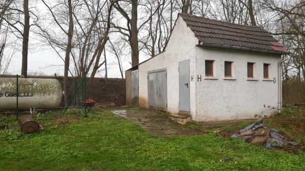 Sportplatz am Schloß - Herbsleben-Ballhausen