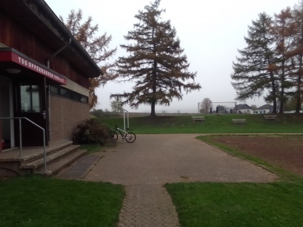 Sportplatz Opperhausen - Einbeck-Opperhausen