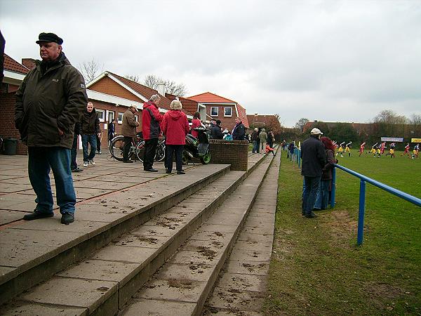 Stadion am Bahndamm - Osterrönfeld