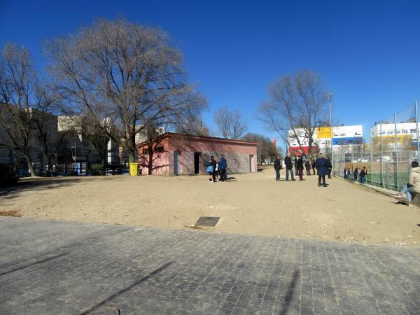 Instalación Deportiva Los Cármenes Campo 1 - Madrid, MD