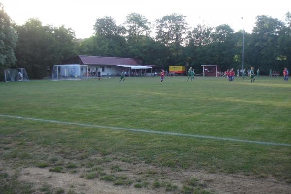 Sportplatz an der L820 - Willebadessen-Niesen