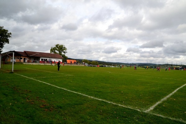 Sportplatz Am Detzenberg - Daun-Rengen