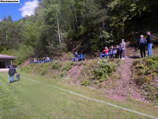 Sportplatz Mensengesäß - Mömbris-Mensengesäß