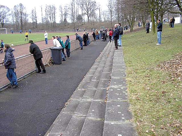 Bezirkssportanlage Mitte II LA-Platz - Essen/Ruhr-Altenessen