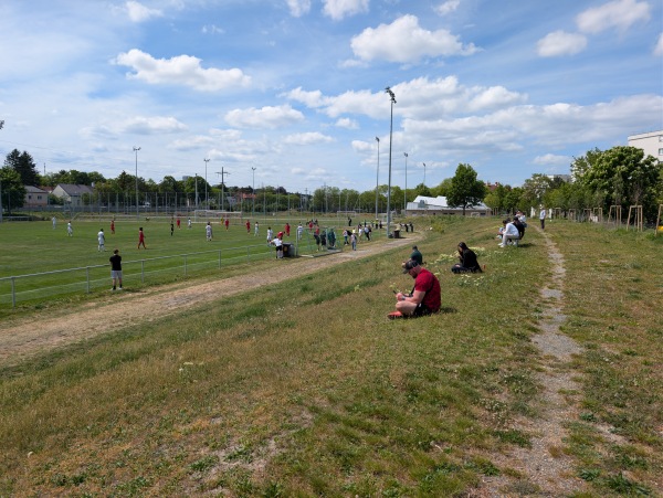 Ostbahn-XI-Platz - Wien