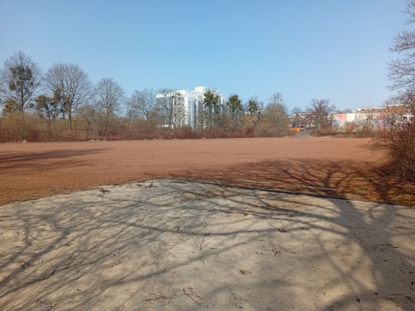 Sportplatz Hans-Christian-Andersen-Grundschule - Wolfsburg-Westheide