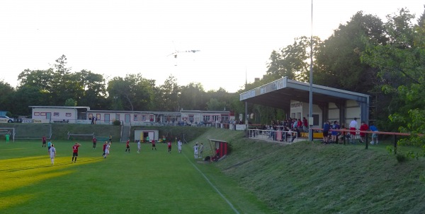 Steinfeldstadion - Theresienfeld