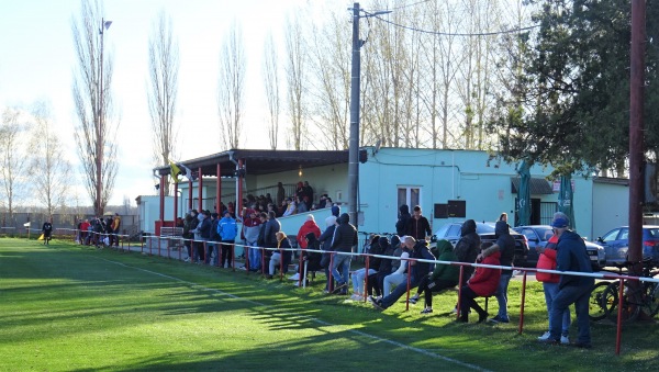 Futbalový štadión Kostolné Kračany - Kostolné Kračany-Šipošovské Kračany